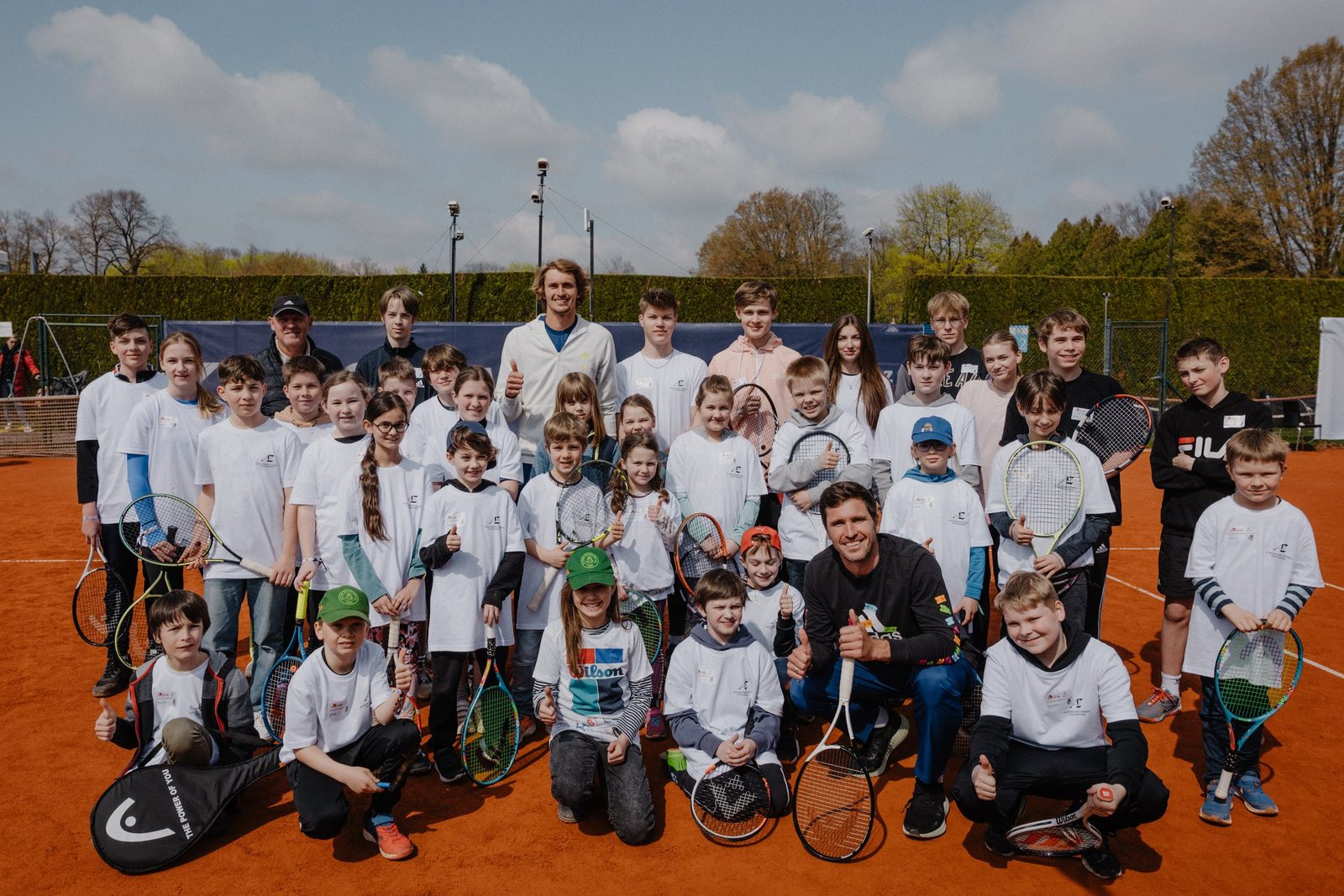 Gruppenbild beim Tennis-Camp